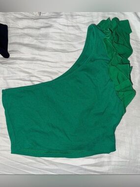 SHEIN Emerald One-Shoulder Ruffle Crop Top